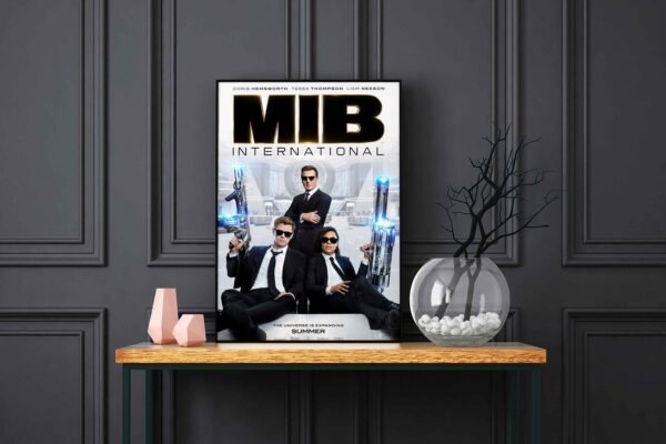 Men In Black International LED Backlit Poster Frame – Movie Display
